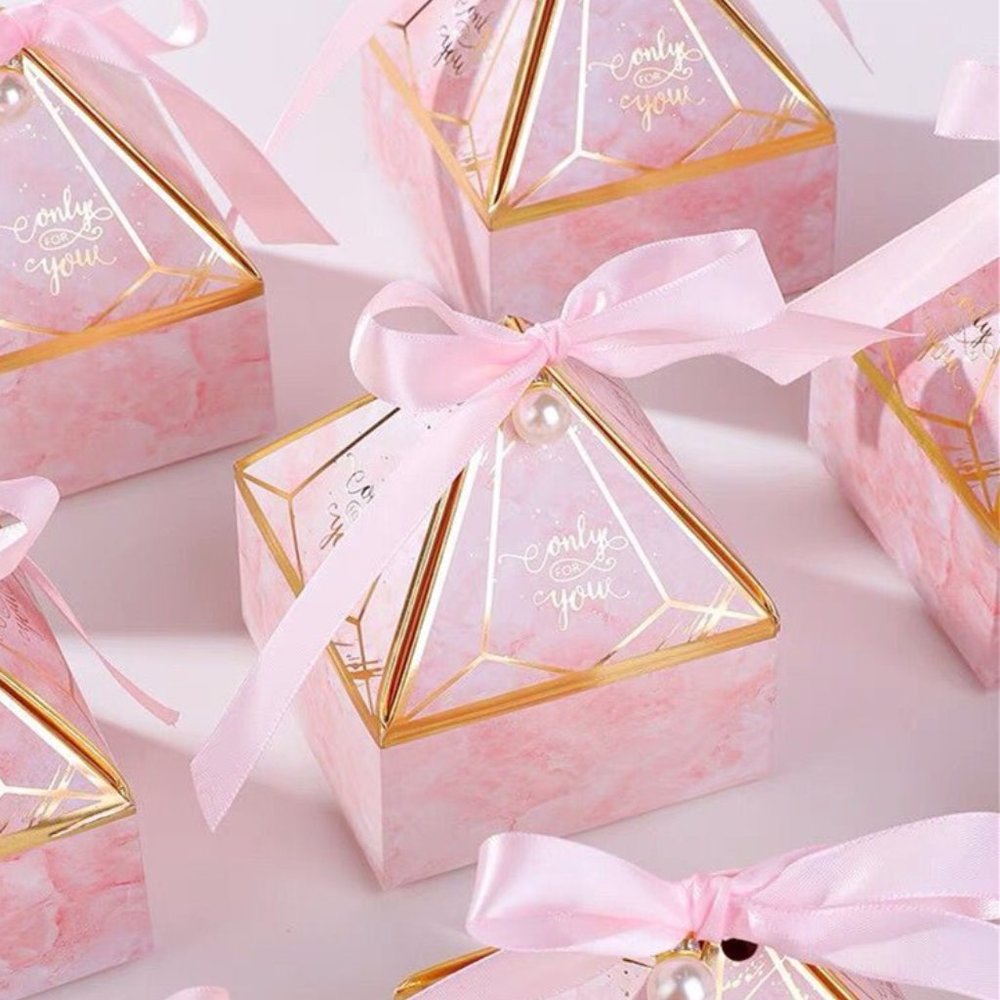 25pcs Deluxe Candy Boxes Wedding Birthday Holiday Favors Party Gifts Paper Box